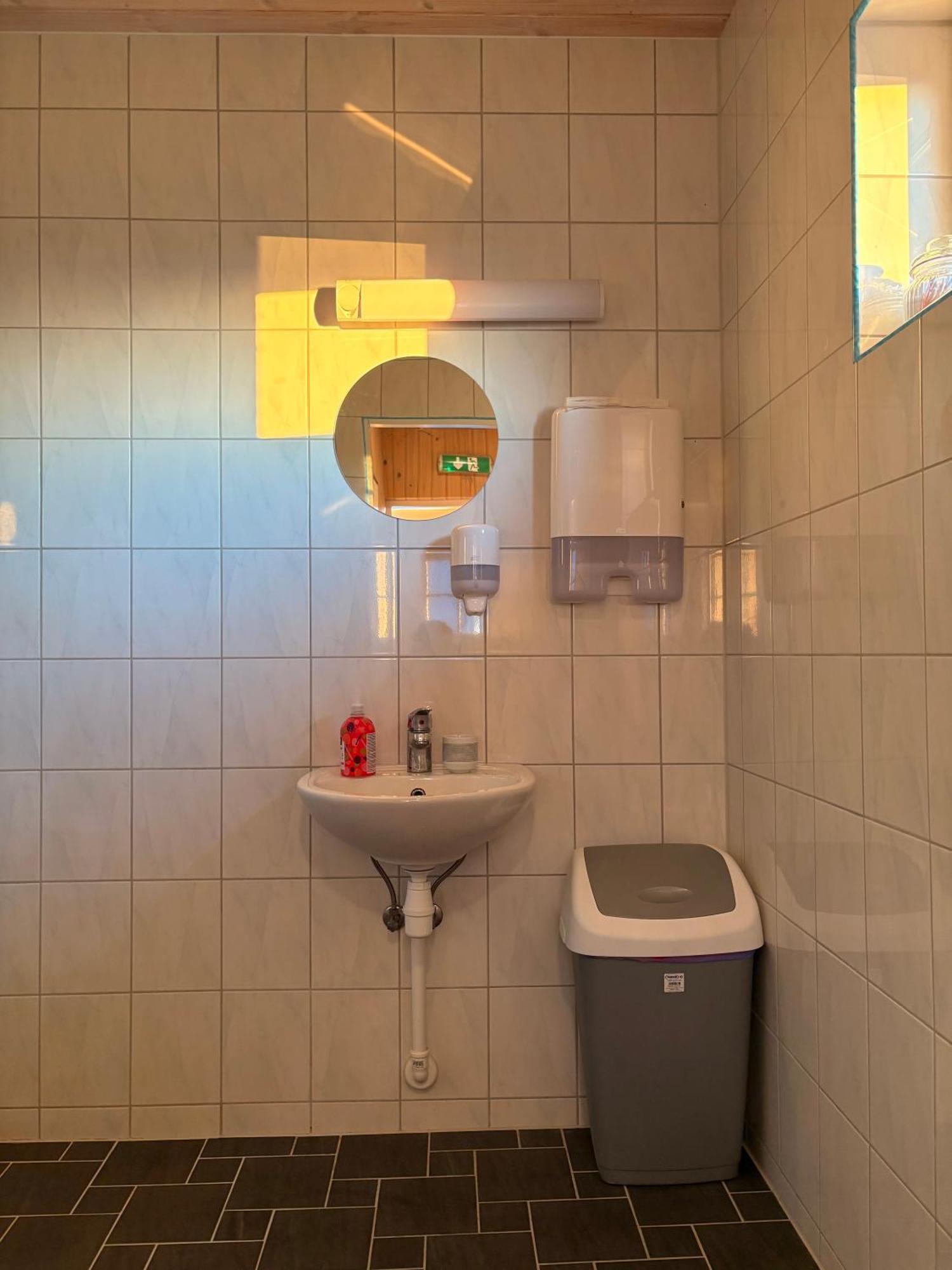 Hotel Roograhu Kaemping Heilu Zewnętrze zdjęcie